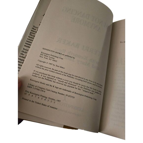 I'm not dancing anymore by Terri Baker - Kensington books - isbn 9781575662565 - Picture 6 of 7